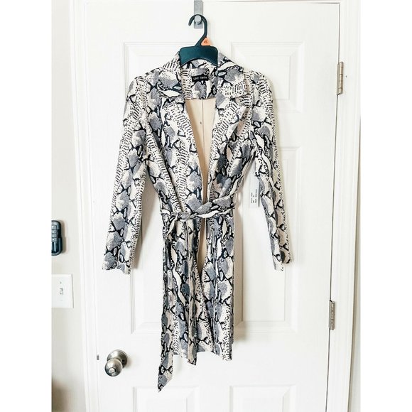 NWT Love Token Faux Suede Snake Print Jacket - XS - Picture 5 of 6